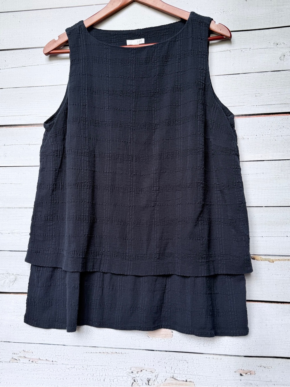 J. Jill Black Textured Sleeveless Tank